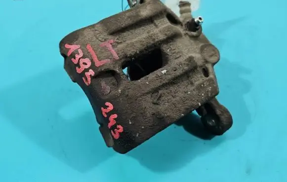 KIA Carens II Rear brake caliper IMPRK1395243