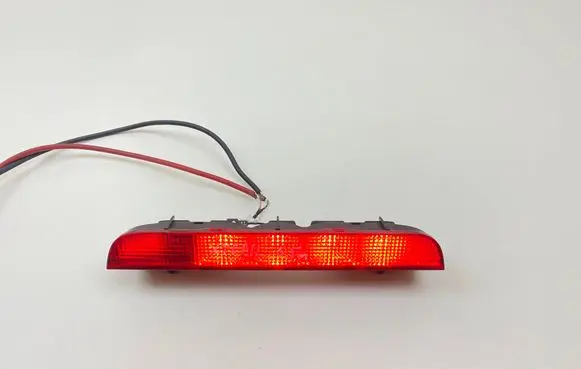 Nissan X-Trail T30 Third/center stoplight S3E13020708