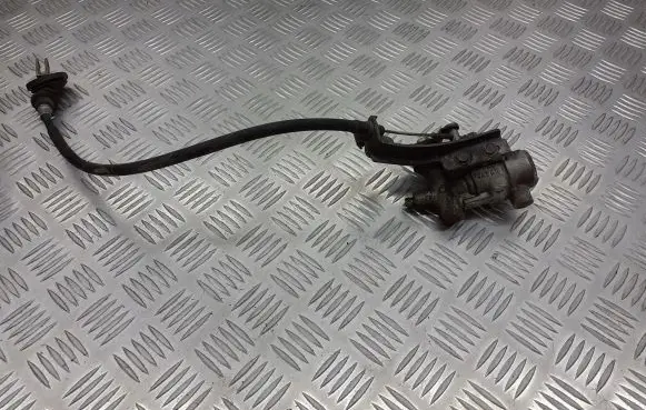 Subaru Legacy Clutch release bearing slave cylinder BRAK