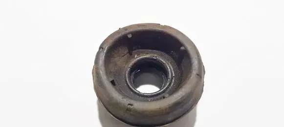 Skoda Octavia Mk1 (1U) Coil spring mount 