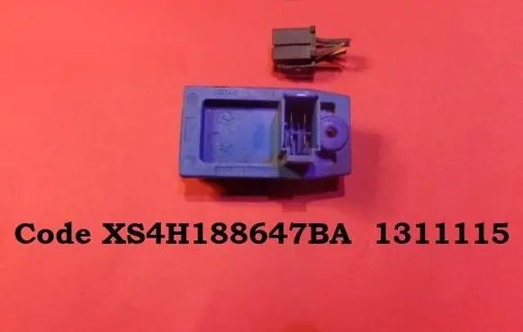 Ford Focus Heater blower motor/fan resistor XS4H188647BA 1311115