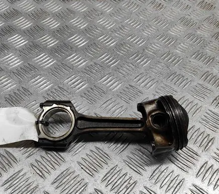 Ford Focus Piston 1699376
