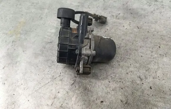 Peugeot 307 CC Secondary air pump 9653340580