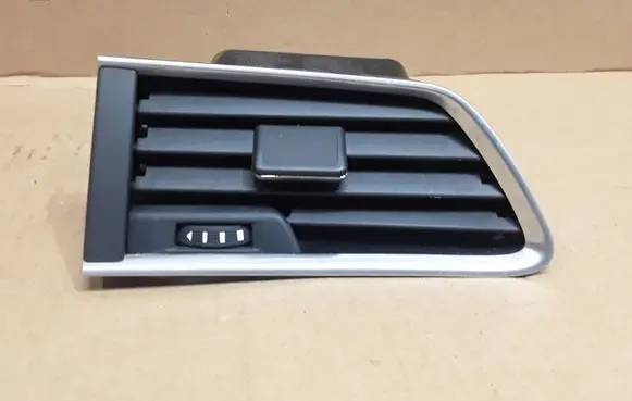 Peugeot 508 Dashboard side air vent grill/cover trim 9686457377