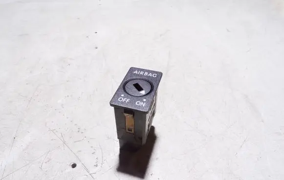 Audi A4 S4 B7 8E 8H Passenger airbag on/off switch 5P0919237B