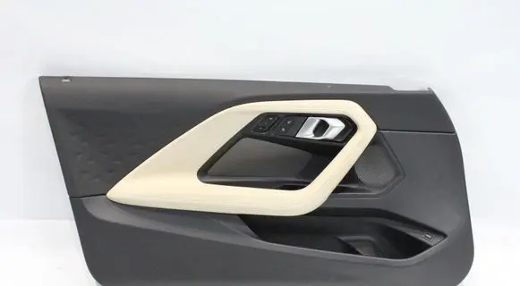 BMW 2 G42 Front door card panel trim
