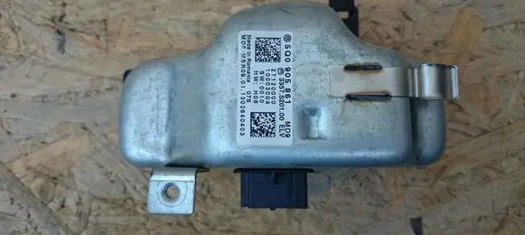 Volkswagen Golf VII Steering wheel lock 5Q0905861