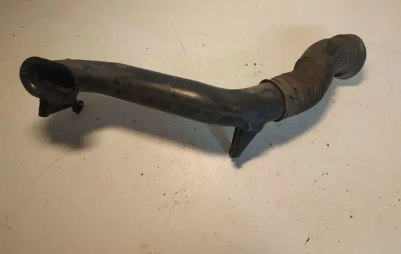 Opel Zafira A Air intake duct part 9202936