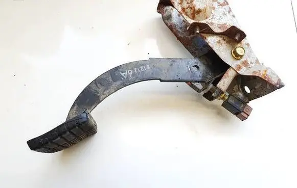 Subaru Forester SG Brake pedal
