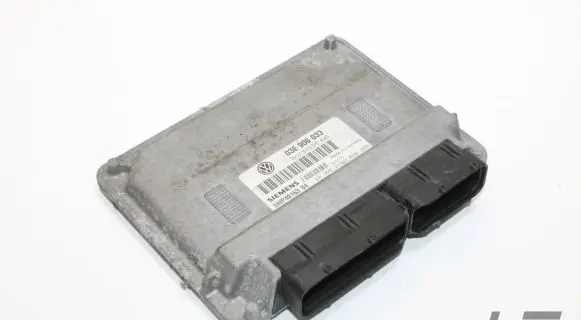 Skoda Fabia Mk1 (6Y) Engine control unit/module 03E906033
