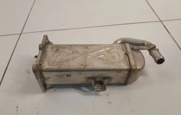 Audi A3 S3 A3 Sportback 8P EGR valve cooler 03L131512C