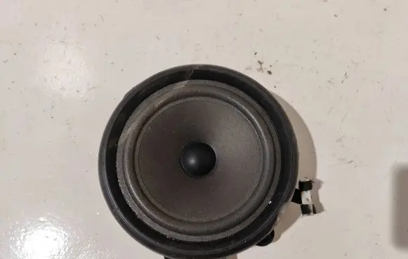 Audi A4 S4 B6 8E 8H Front door speaker 8E0035411