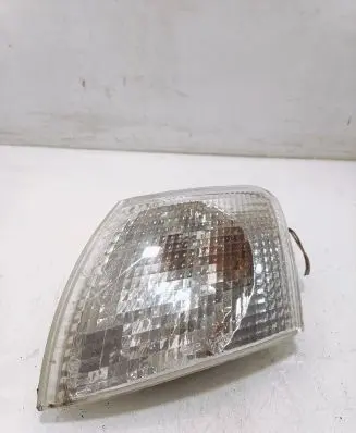 Volkswagen PASSAT B5 Front indicator light 185104B 03018N