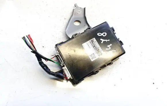 Toyota Avensis T270 Other control units/modules 8969005040 89690-05040