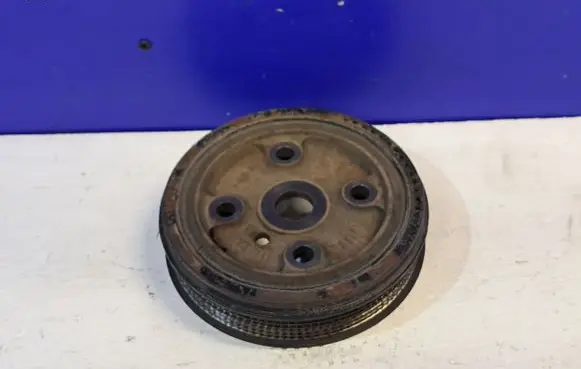 Volvo S60 Crankshaft pulley 30731865
