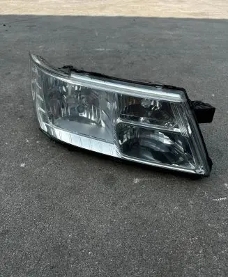 Dodge Journey Headlight/headlamp 05067788AA RHD10009 EJ10009