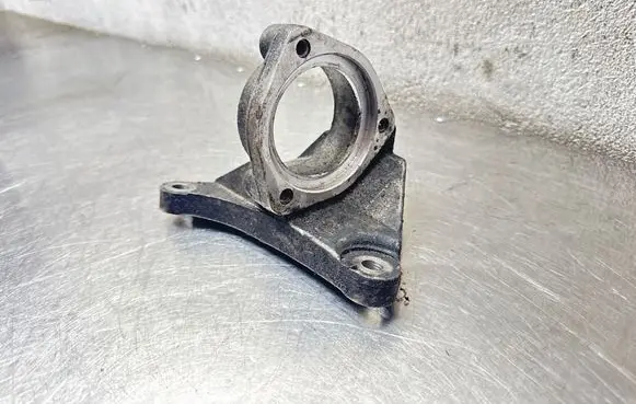 Opel Insignia A Driveshaft support bearing bracket 13219107 1002432