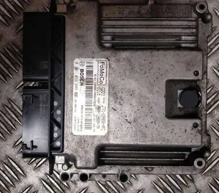 Ford Fiesta Engine control unit/module 0281039006 JT7112A650AFC