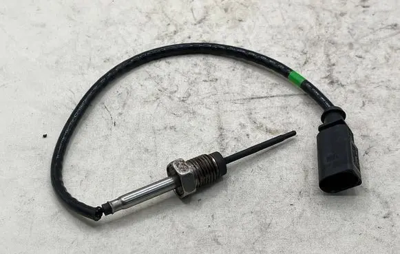 Audi A3 S3 8V Tailgate/trunk/boot tension spring T1801 03L906088FH