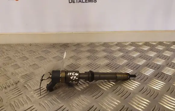 Iveco Daily 6th gen Fuel injector 504389548