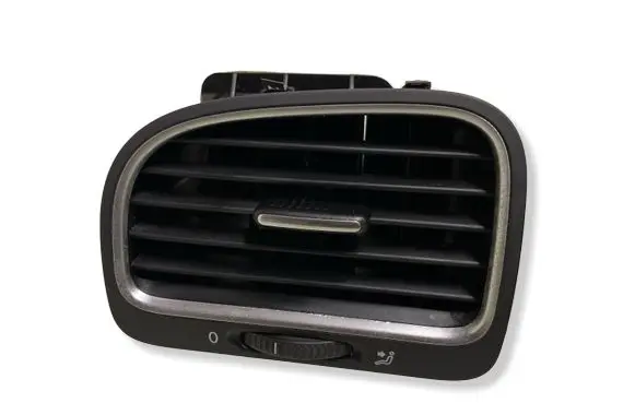 Volkswagen Golf VI Dashboard side air vent grill/cover trim 5K0819703 5K0819709 3KVBC6