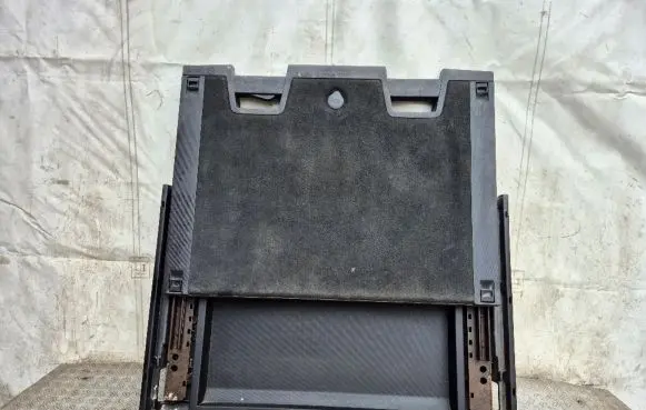 Dodge Nitro Trunk/boot floor carpet liner 5KJ371DVAM 5KJ37TRM