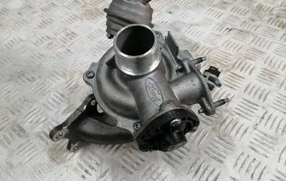 Ford Fiesta Turbo CM5G6K682HE