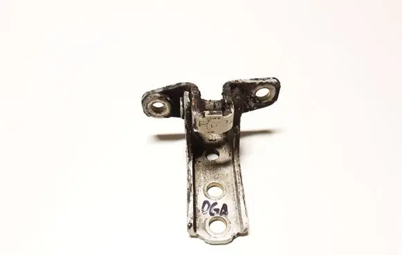 Mitsubishi Pajero Rear door lower hinge FD2