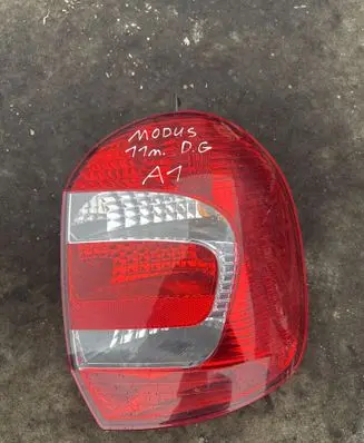 Renault Modus Rear/tail lights 8200658413R 8201012188N