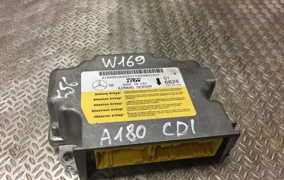 Mercedes-Benz A W169 Airbag control unit/module 1698206626