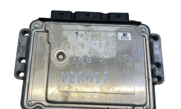 Peugeot 407 Engine control unit/module 9660324180