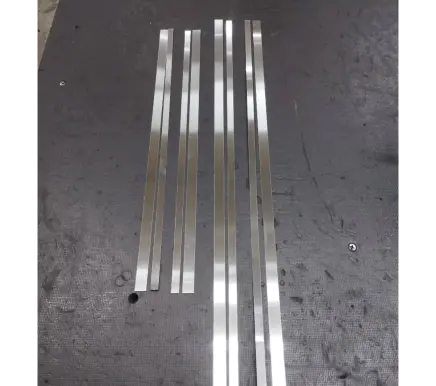 Mercedes-Benz E W124 sill trim set (inner) 1246800735 A1246800735 1246800835