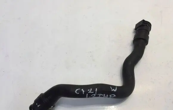 Citroen C4 III e-C4 Engine coolant pipe/hose 9824483480