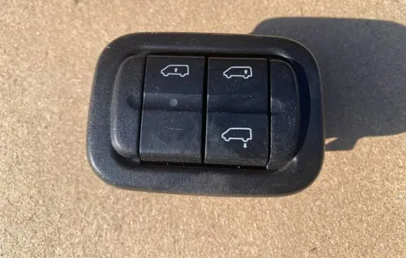Mercedes-Benz Vito Viano W639 Suspension ride height/mode switch A6396310208
