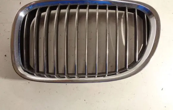 BMW 7 F01 F02 F03 F04 Front bumper upper radiator grill 7211657 5113721165704