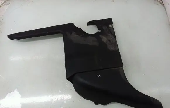 Audi A8 S8 D2 4D Other engine bay part 