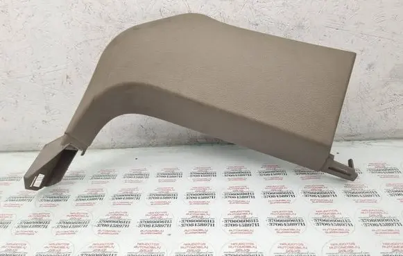 Audi Q7 4L Foot area side trim 4L1867272C