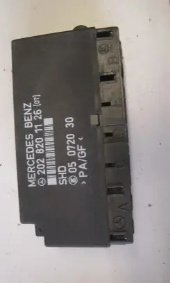 Mercedes-Benz C W202 Comfort/convenience module 2028201126