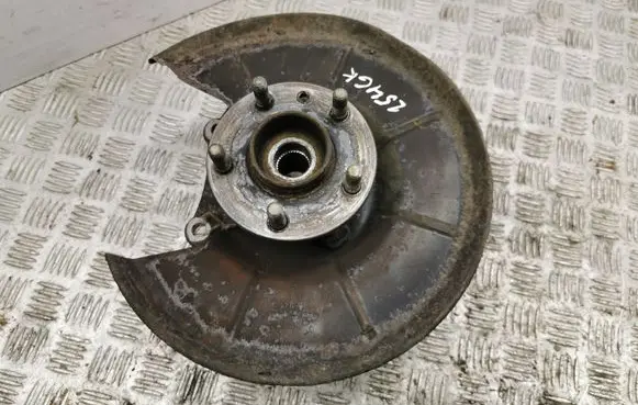 Ford Kuga I Rear wheel hub