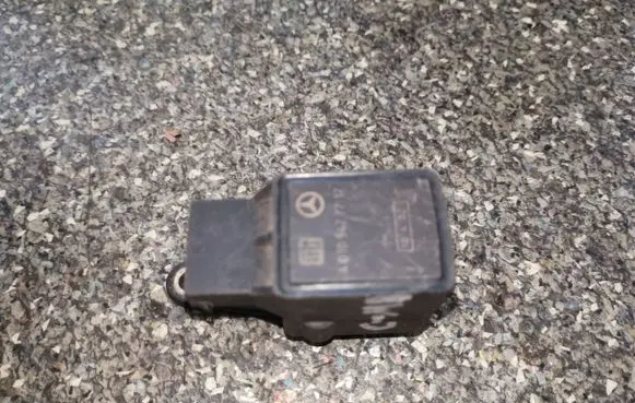 Mercedes-Benz E W211 Air suspension front height level sensor A0105427717