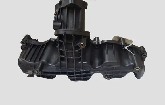 Volkswagen Golf VI Intake manifold 03L129711