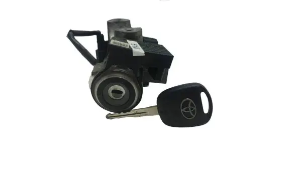 Toyota Avensis T250 Ignition lock 8978305010 736661A