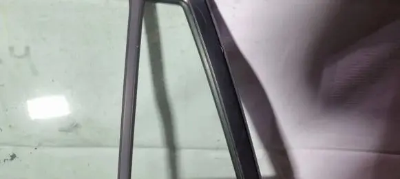 Toyota RAV 4 (XA20) Rear vent window glass as2