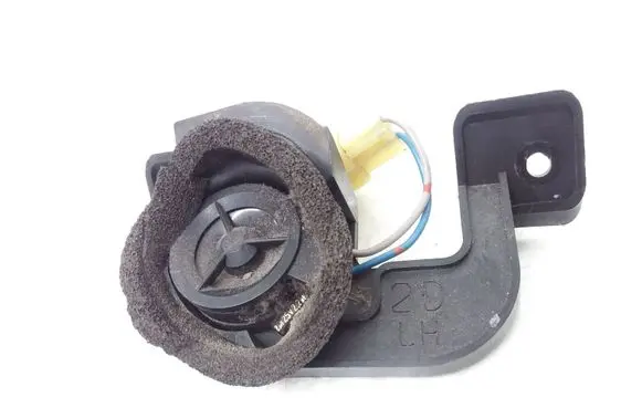 Subaru Outback Front door high frequency speaker 86304AG210