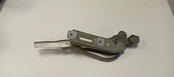 Chrysler Pacifica Engine bonnet/hood hinges 681AC