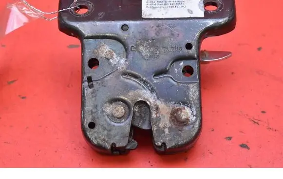 Audi A6 Allroad C5 Tailgate/trunk/boot lock/catch/latch 4B9827505M