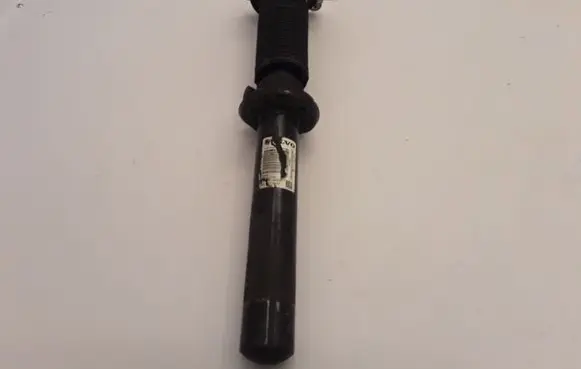 Volvo XC90 Front shock absorber/damper 31658004
