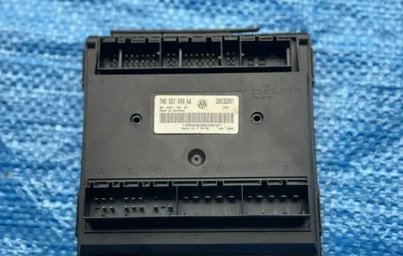 Volkswagen Multivan T5 Comfort/convenience module 7H0937049AA 28032861
