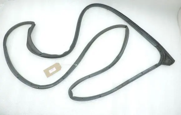 Toyota Yaris Front door rubber seal