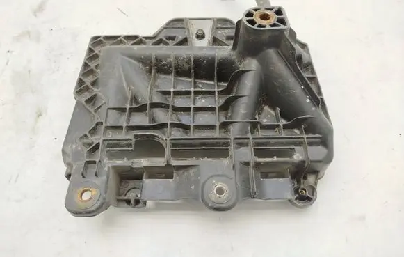 Skoda Fabia Mk2 (5J) Battery tray 6R0915331